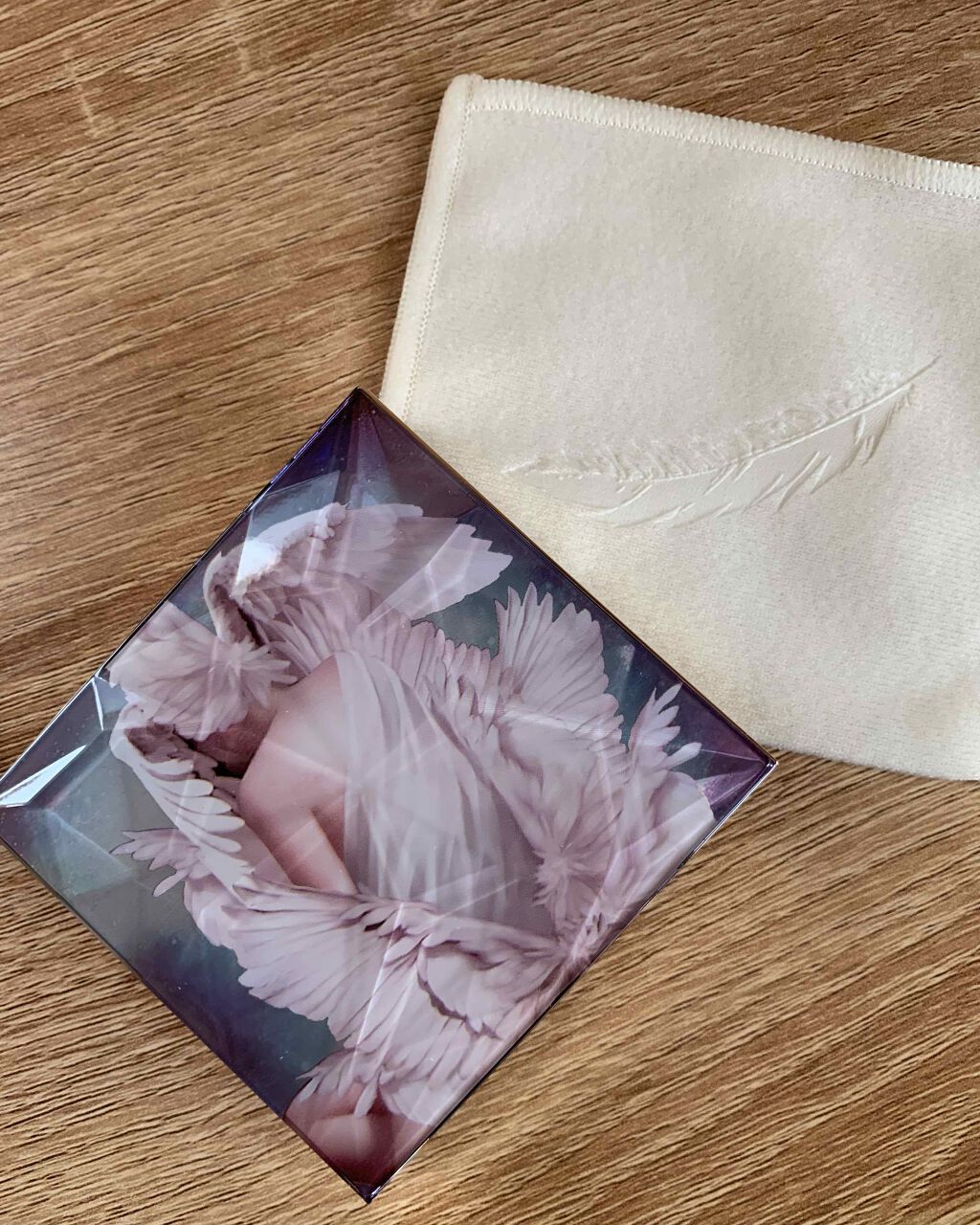 クレ・ド・ポー ボーテ レオスールデクラ/クレ・ド・ポー ボーテ/パウダーハイライトを使ったクチコミ（2枚目）