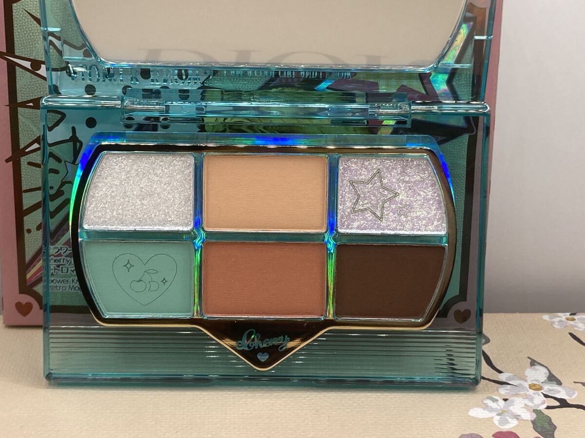 レトロマグネティック アイシャドウパレット  02 スプリングサマー&アイスキューブ(Spring Summer&Ice Cubes)/FlowerKnows/アイシャドウパレットを使ったクチコミ（2枚目）