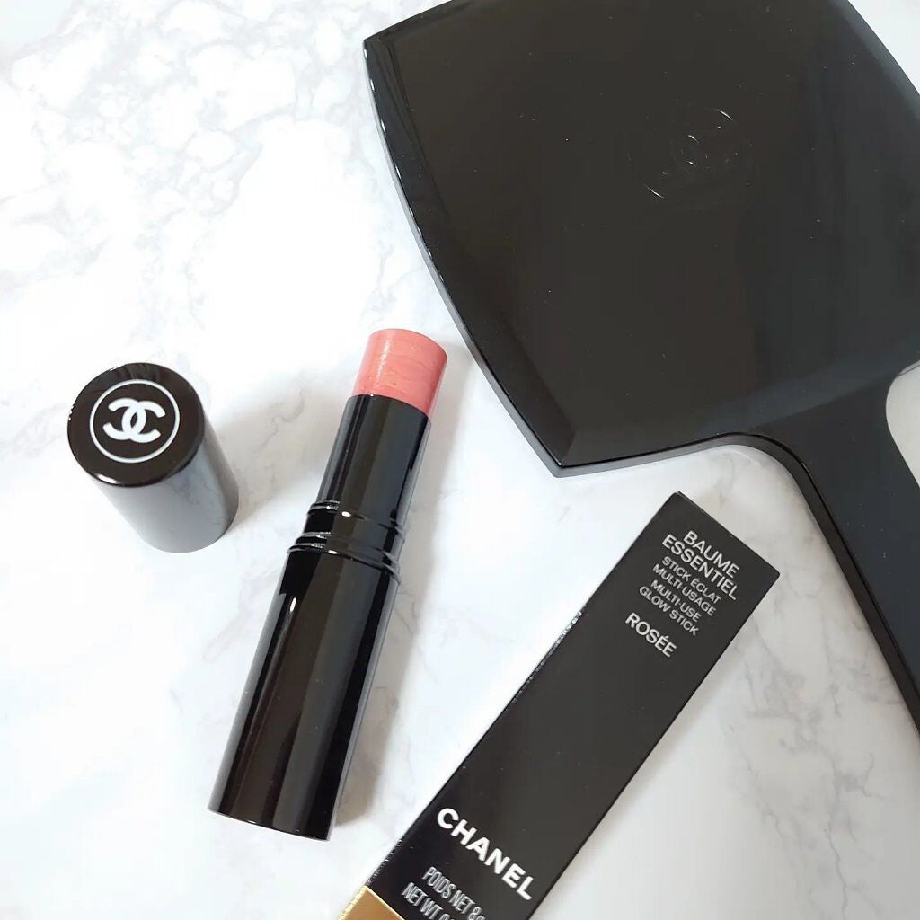 ボーム エサンシエル/CHANEL/スティックハイライトを使ったクチコミ(2枚目)