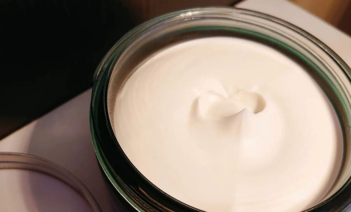 THE BODY SHOP ウェルネス バーミィボディクリーム ラベンダー＆ベチバーのクチコミ「.
THE BODY SHOPの人気シリーズであるウェルネスバーミィボディークリーム ラベンダ.....」（2枚目）