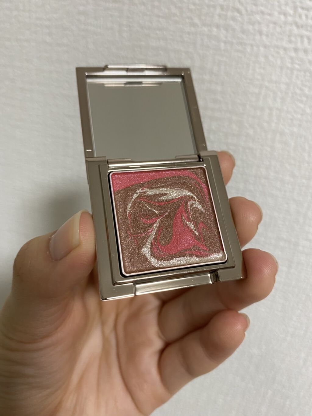 マージングカラーアイズ EX01 Brownie Cake/LUNASOL/単色アイシャドウを使ったクチコミ（1枚目）