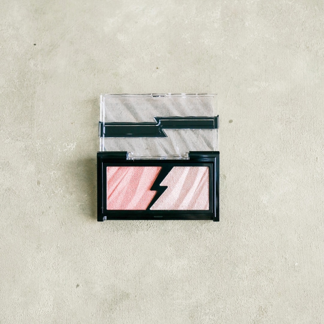 エレクトリックショックアイズ /KATE/アイシャドウパレットを使ったクチコミ（3枚目）