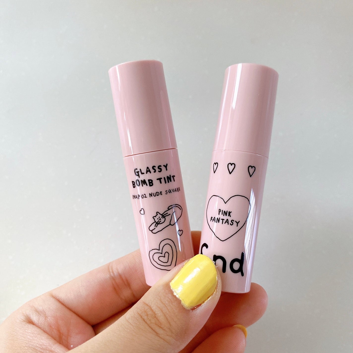 グラッシーボムティント/&nd by rom&nd/リップティントを使ったクチコミ(2枚目)