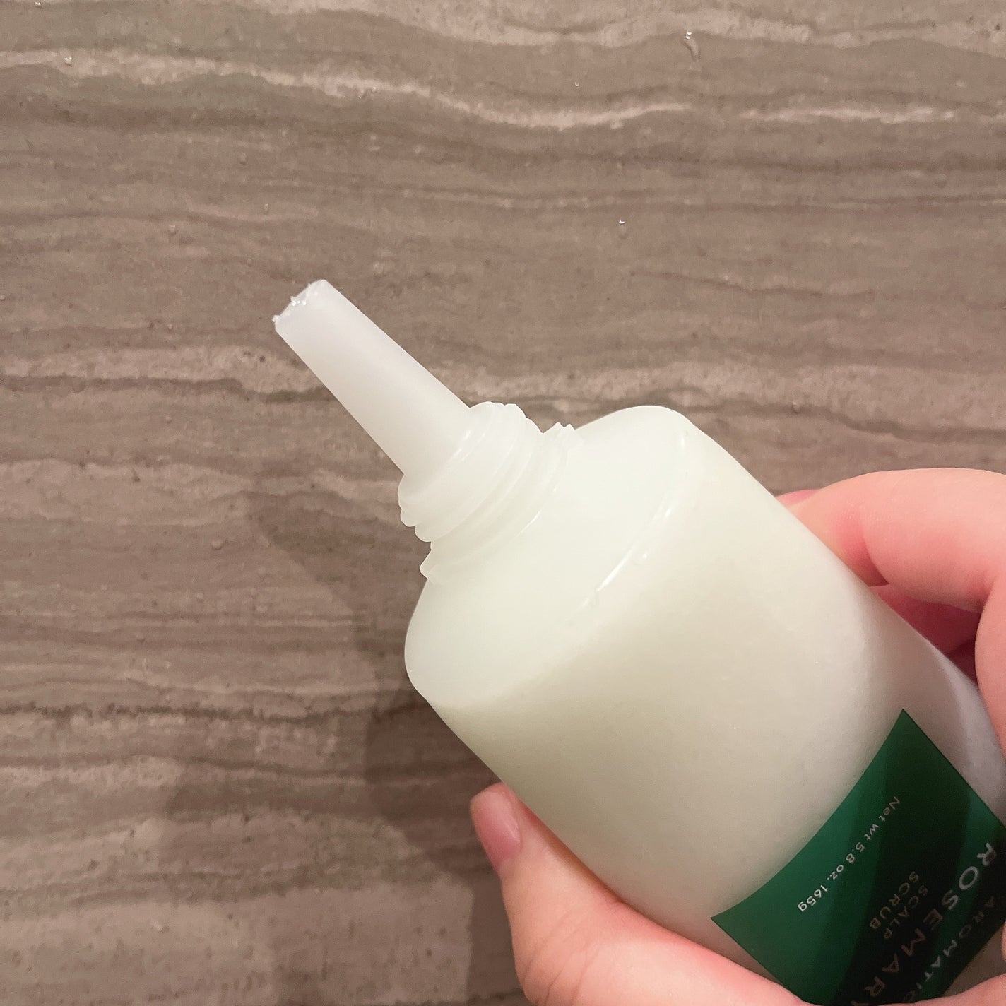 ローズマリー スカルプ スクラブ/AROMATICA/ヘッドスクラブを使ったクチコミ(2枚目)