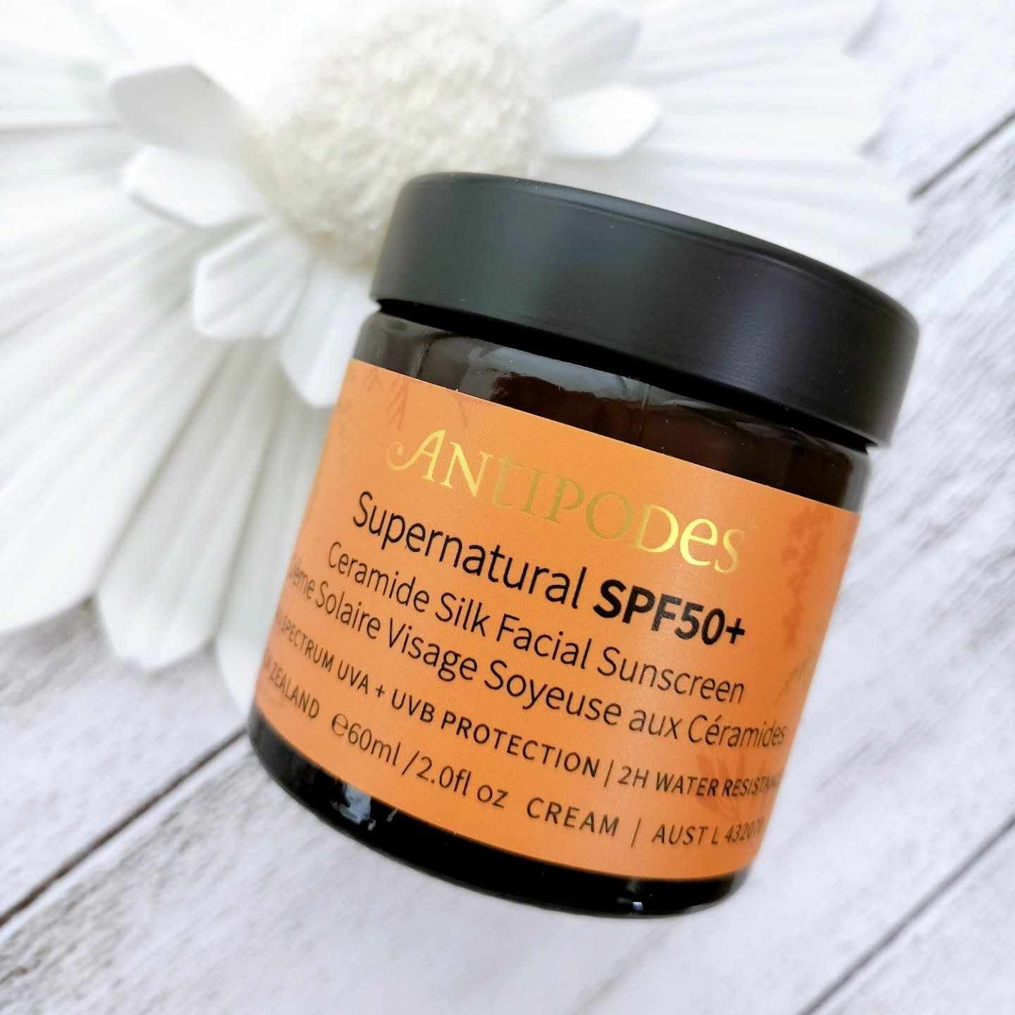 アンティポディース スーパーナチュラル SPF50＋ フェイシャル サンスクリーン/Antipodes/日焼け止めクリームを使ったクチコミ（1枚目）