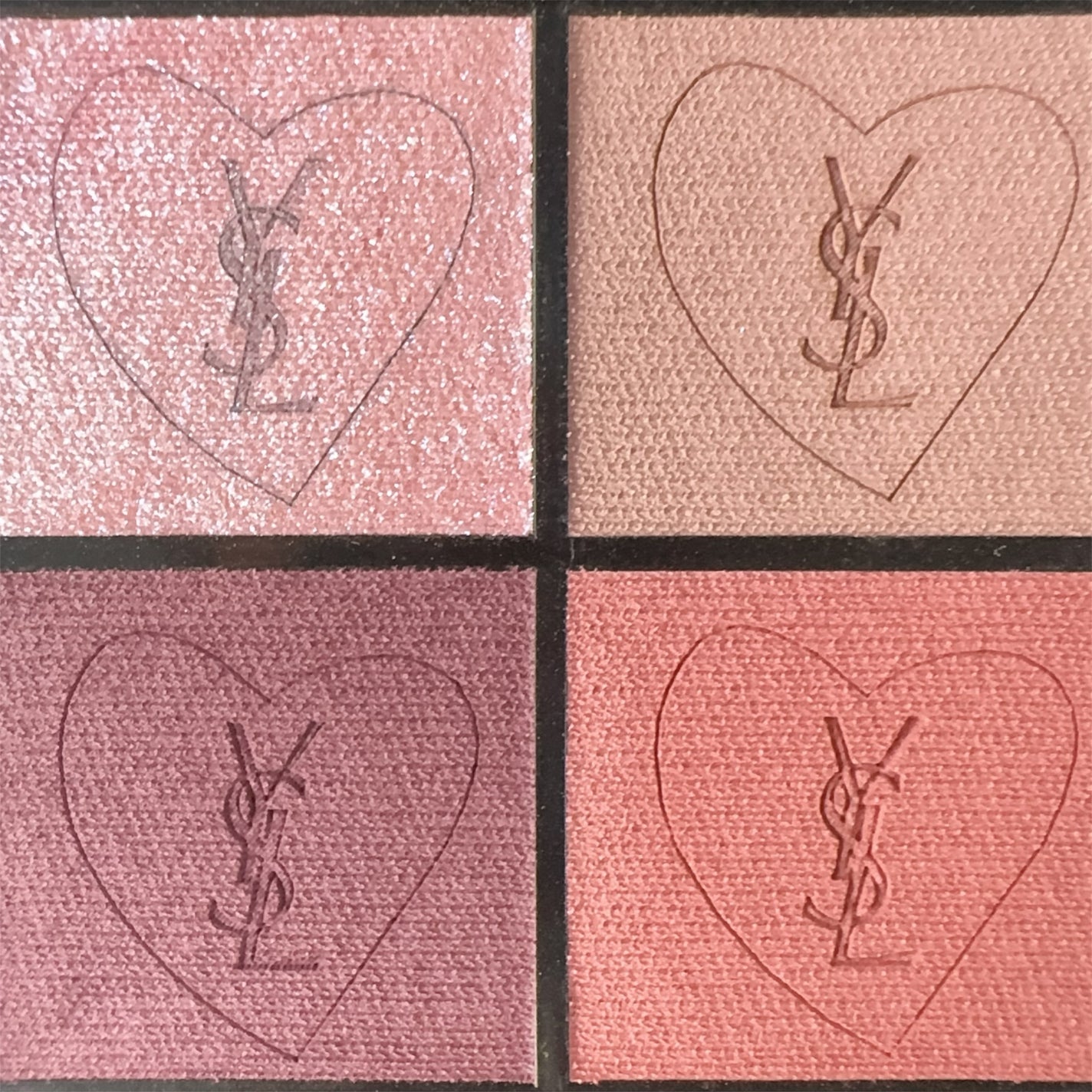 クチュール ミニ クラッチ/YVES SAINT LAURENT BEAUTE/アイシャドウパレットを使ったクチコミ(2枚目)