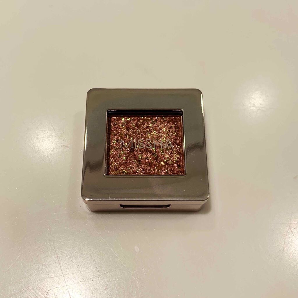 グリッタープリズム シャドウ/MISSHA/グリッターを使ったクチコミ(1枚目)