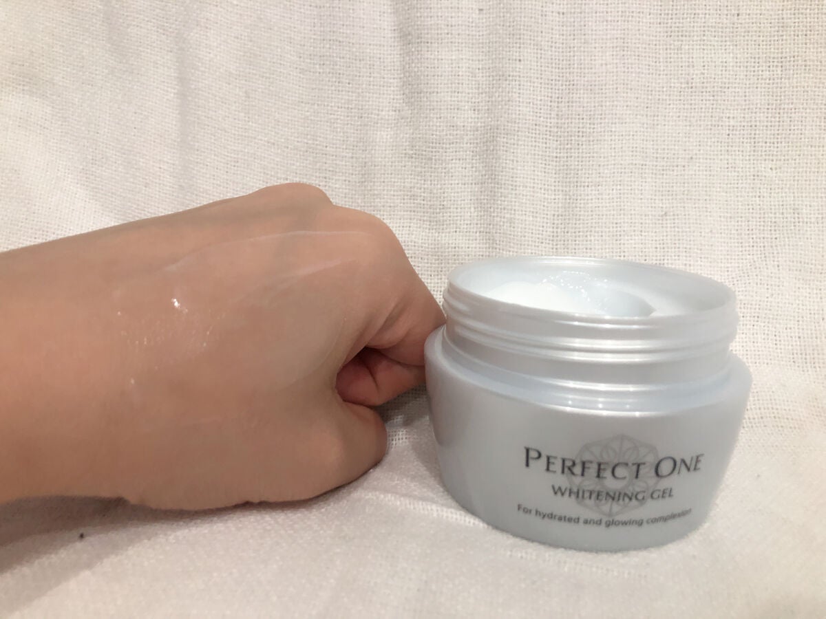 パーフェクトワン 薬用ホワイトニングジェル/パーフェクトワン/オールインワン化粧品を使ったクチコミ(4枚目)