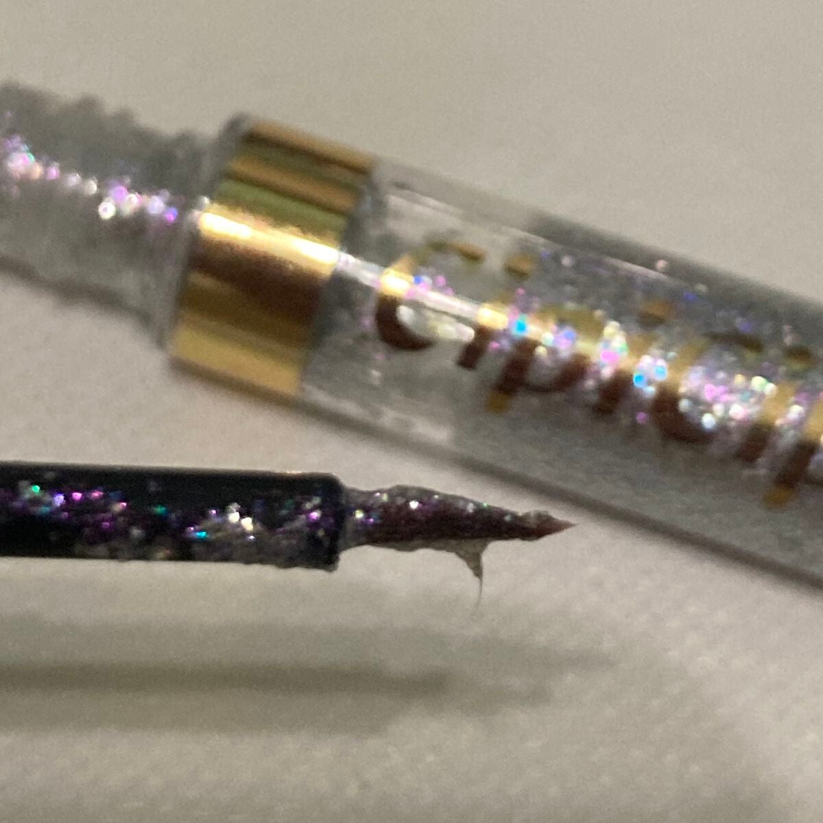 グリッター イルミネーションライナー R/CipiCipi/リキッドアイライナーを使ったクチコミ(2枚目)