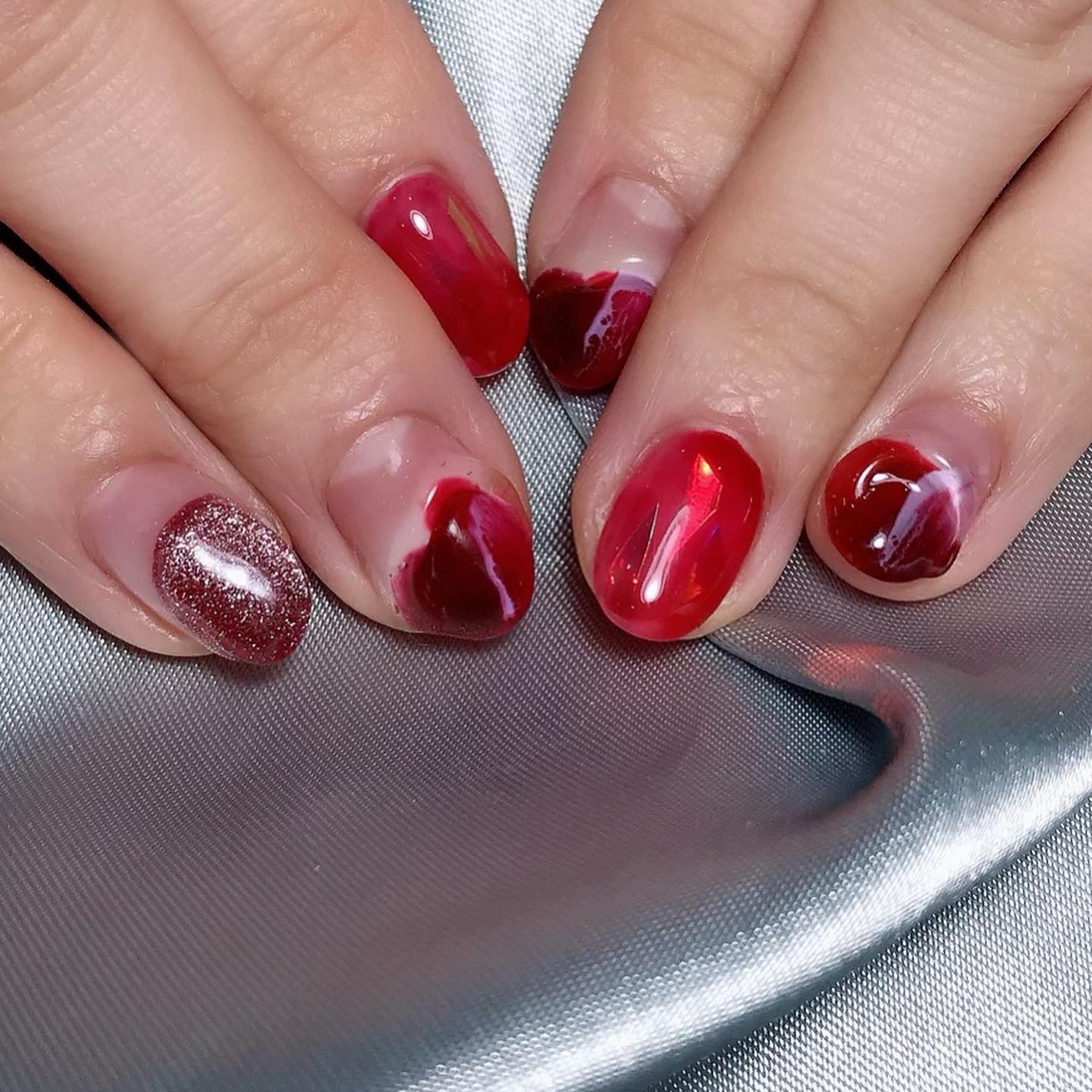 なかやまちえこ on LIPS 「Red.⠀⠀デザインイメージはお伝え頂いて🙏⠀@risa_ri..」(3枚目)