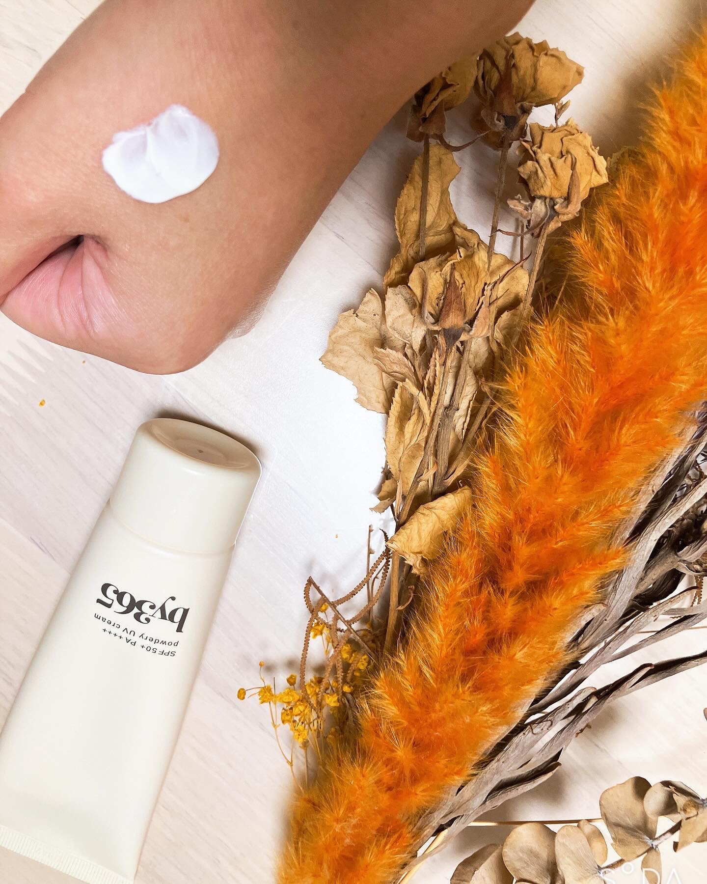 by365 パウダリーUVクリーム/ナリスアップ/日焼け止めクリームを使ったクチコミ（2枚目）