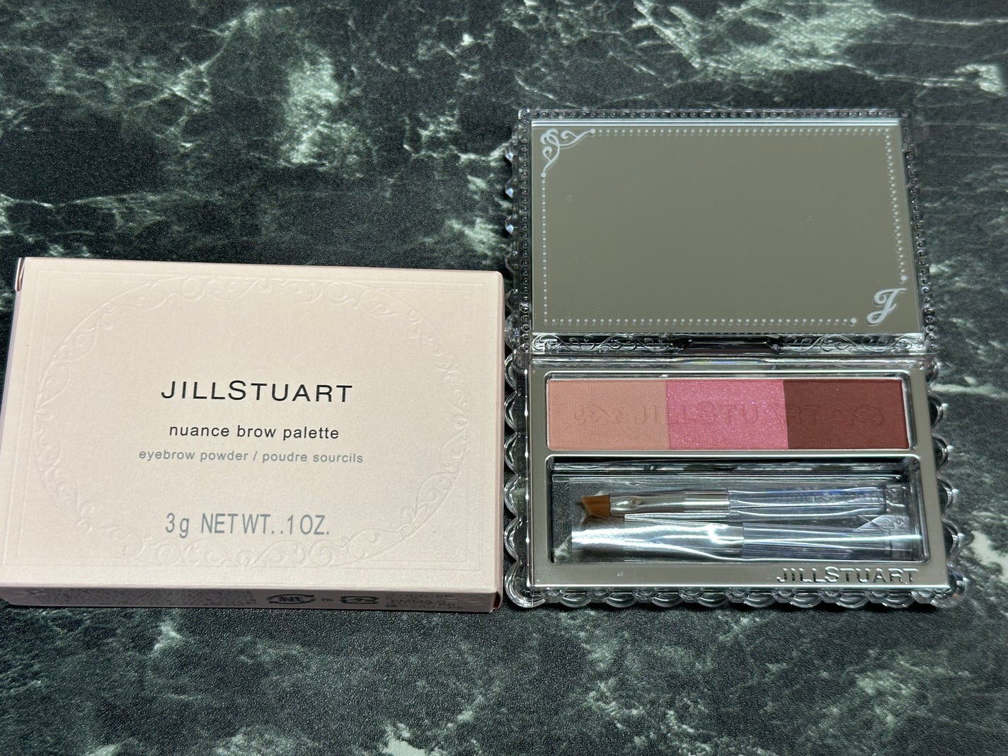 ジルスチュアート ニュアンスブロウパレット/JILL STUART/パウダーアイブロウを使ったクチコミ(2枚目)