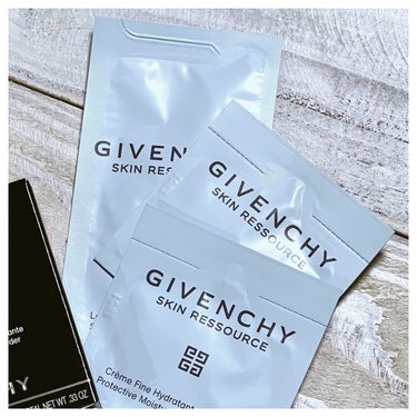 スキン リソース リッチ クリーム/GIVENCHY/フェイスクリームを使ったクチコミ（2枚目）