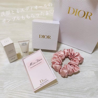 kirakira_kirarasama on LIPS 「_DiorWELCOMEGIFT今月Diorの会員更新月だった..」（3枚目）
