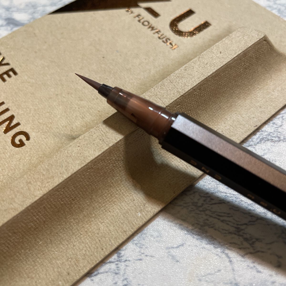 38℃ シェード ライナー/UZU BY FLOWFUSHI/リキッドアイライナーを使ったクチコミ(4枚目)