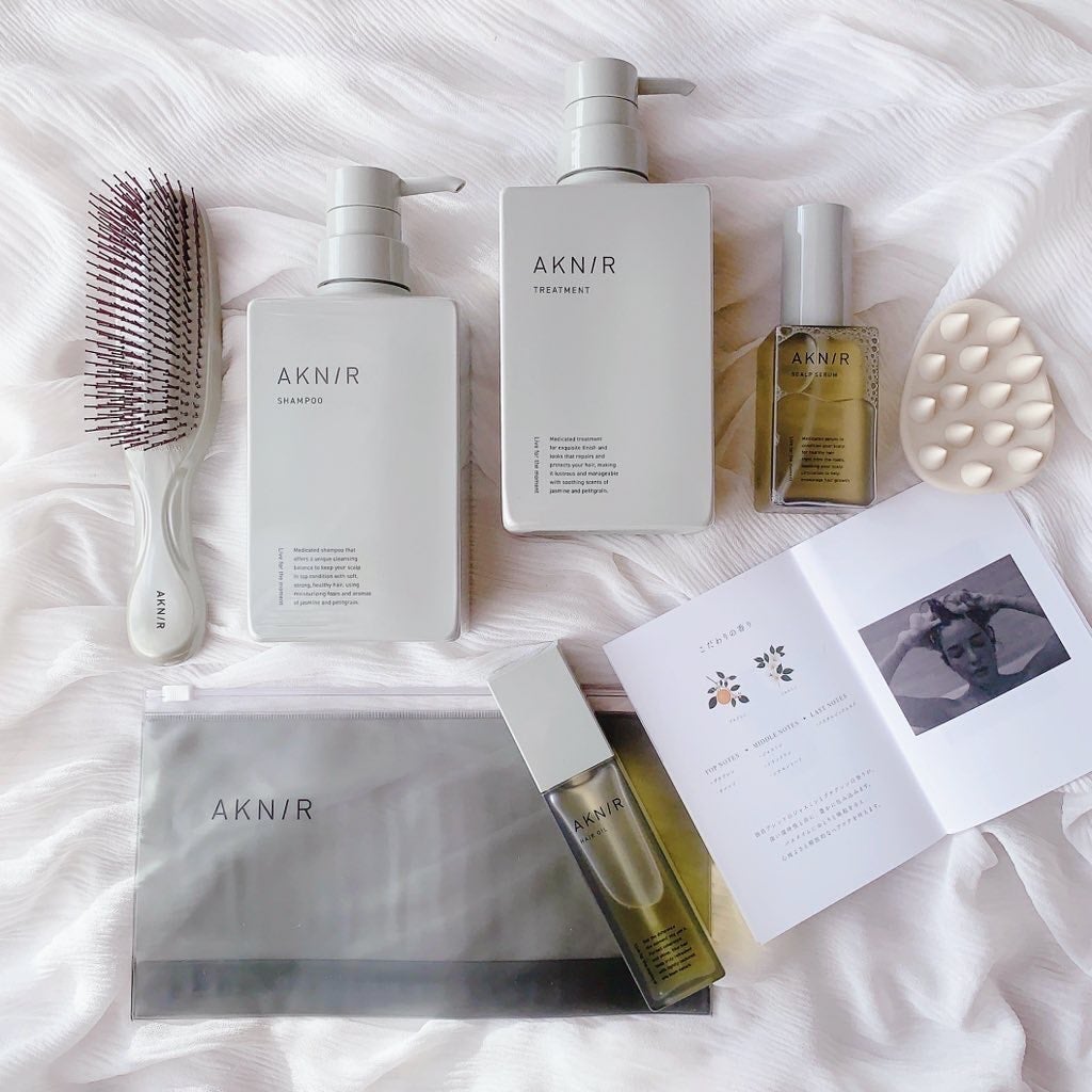 試してみた】AKNIR プレミアムモイストヘアオイルの効果・髪質別 試してみた】AKNIR プレミアムモイストヘアオイルの効果・髪質別