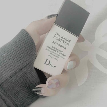 ディオールスキン フォーエヴァー＆エヴァー ベース SPF20／PA++/Dior/化粧下地を使ったクチコミ（1枚目）