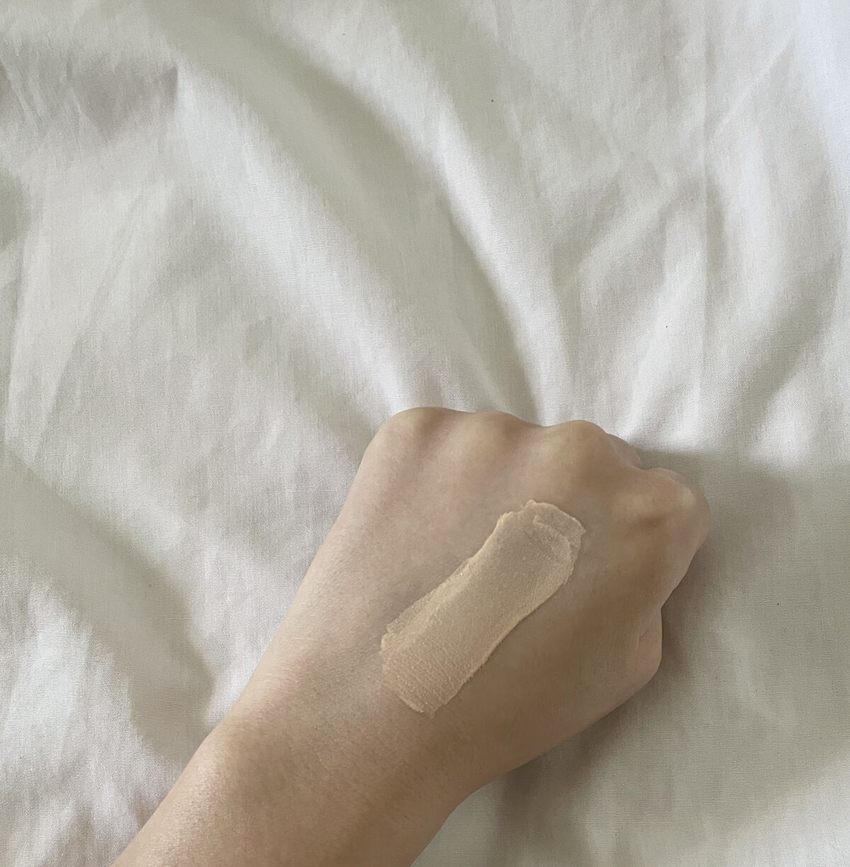 シルキーステイファンデーション 13N/HERA/リキッドファンデーションを使ったクチコミ（2枚目）