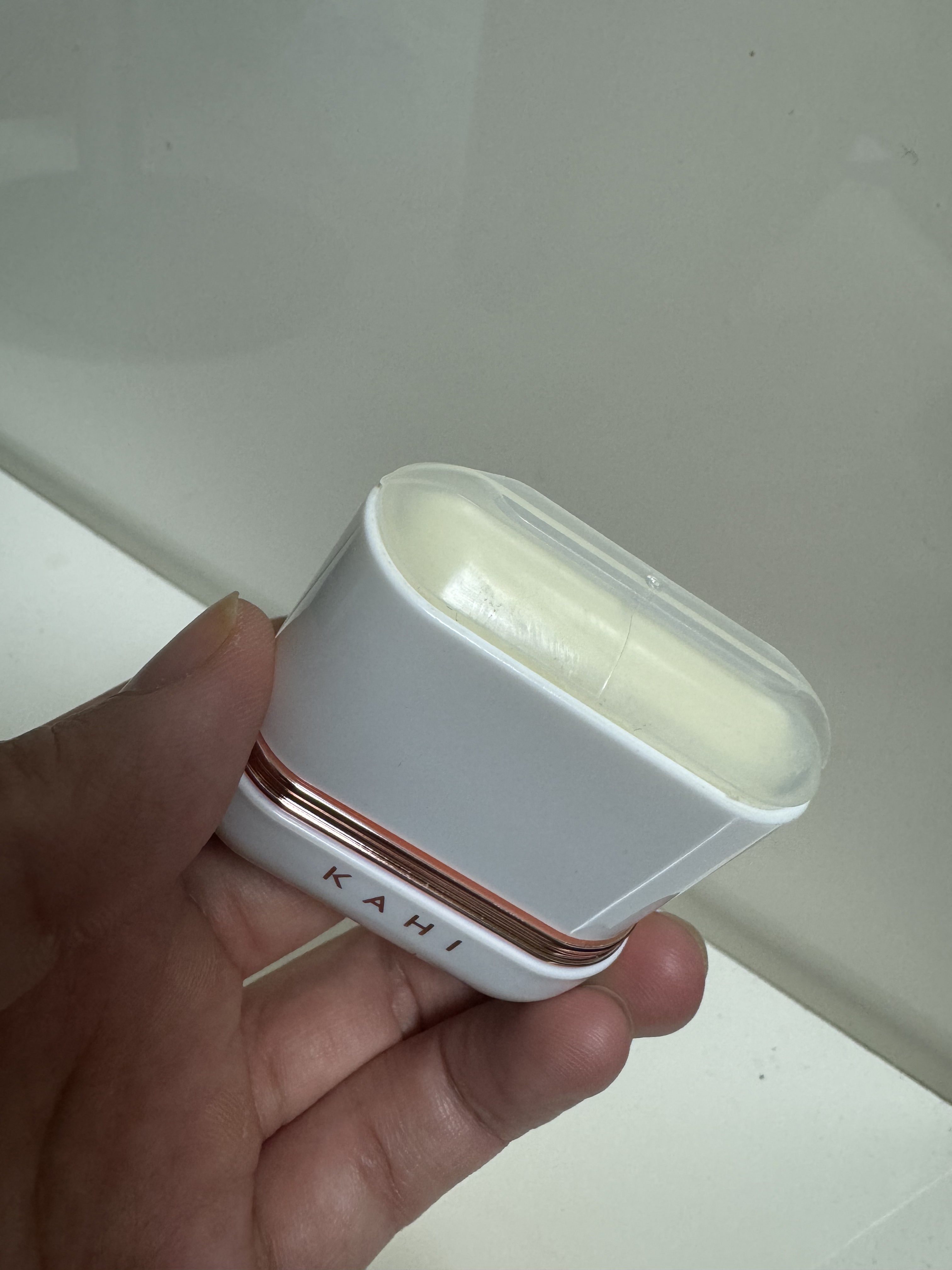 エアリーフィットサンスティック/KAHI/日焼け止めスティックを使ったクチコミ（2枚目）