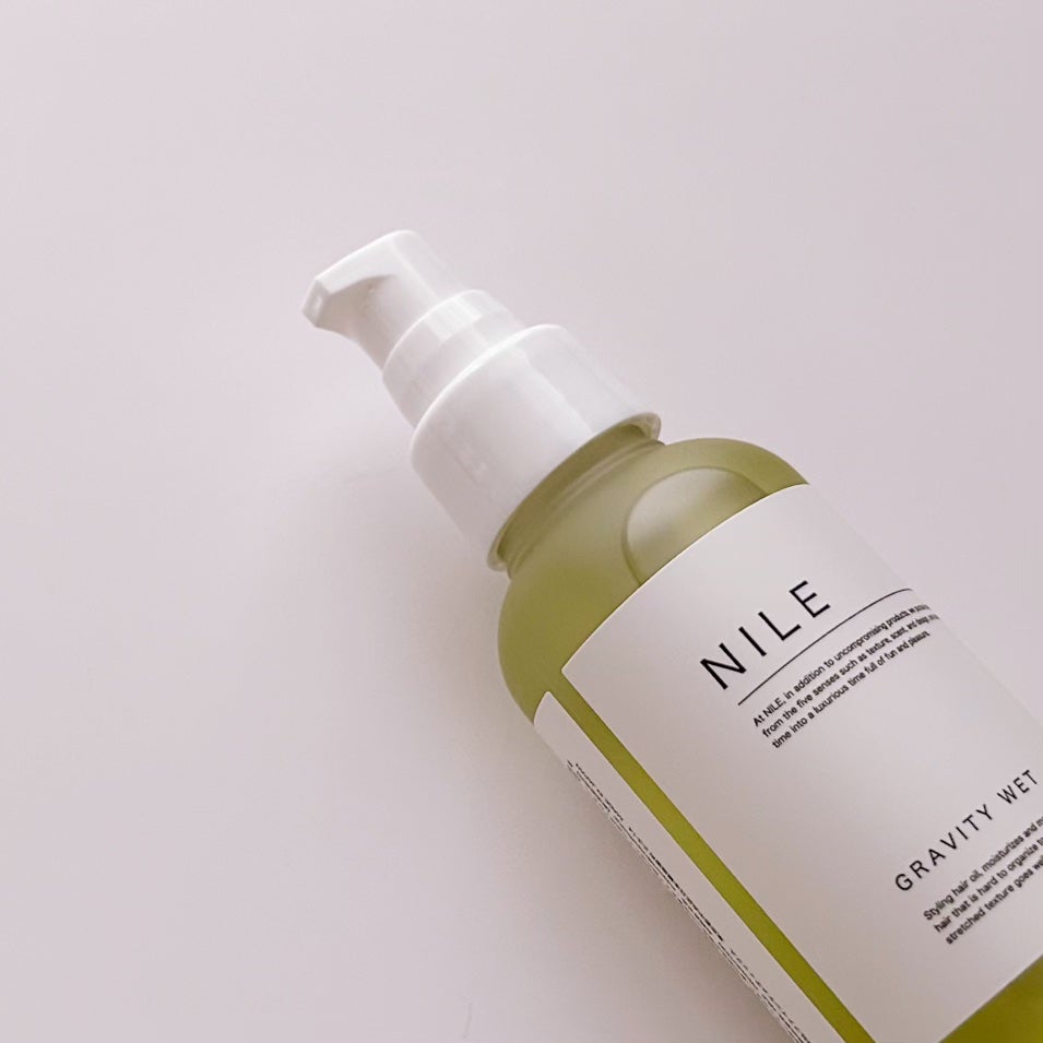 スタイリングオイル ヘアオイル 濡れ髪ウェット グラビティウェット アップルフラワー/NILE/ヘアオイルを使ったクチコミ(6枚目)