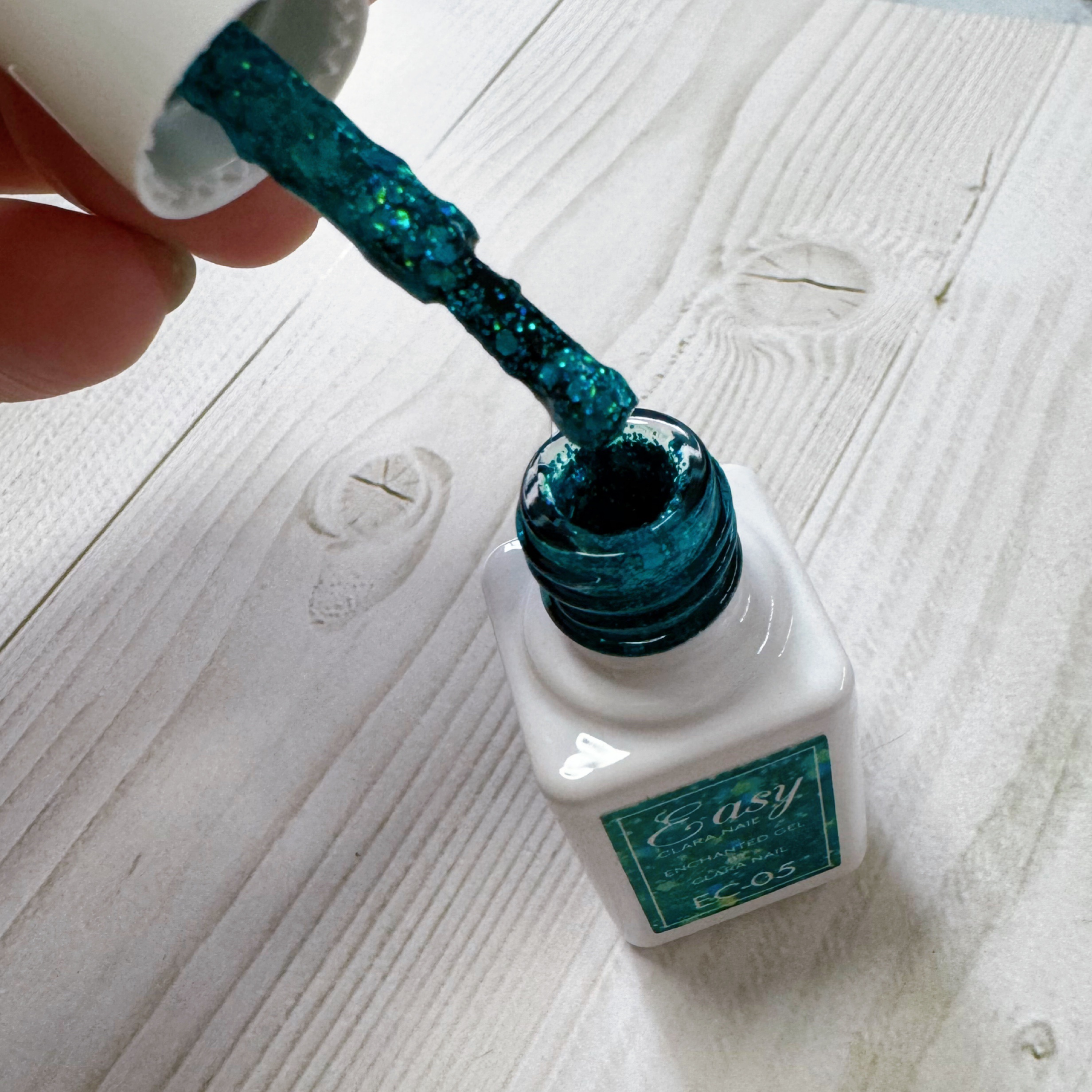 カラージェル イージーシリーズ/Clara Nail/ジェルネイルを使ったクチコミ（3枚目）