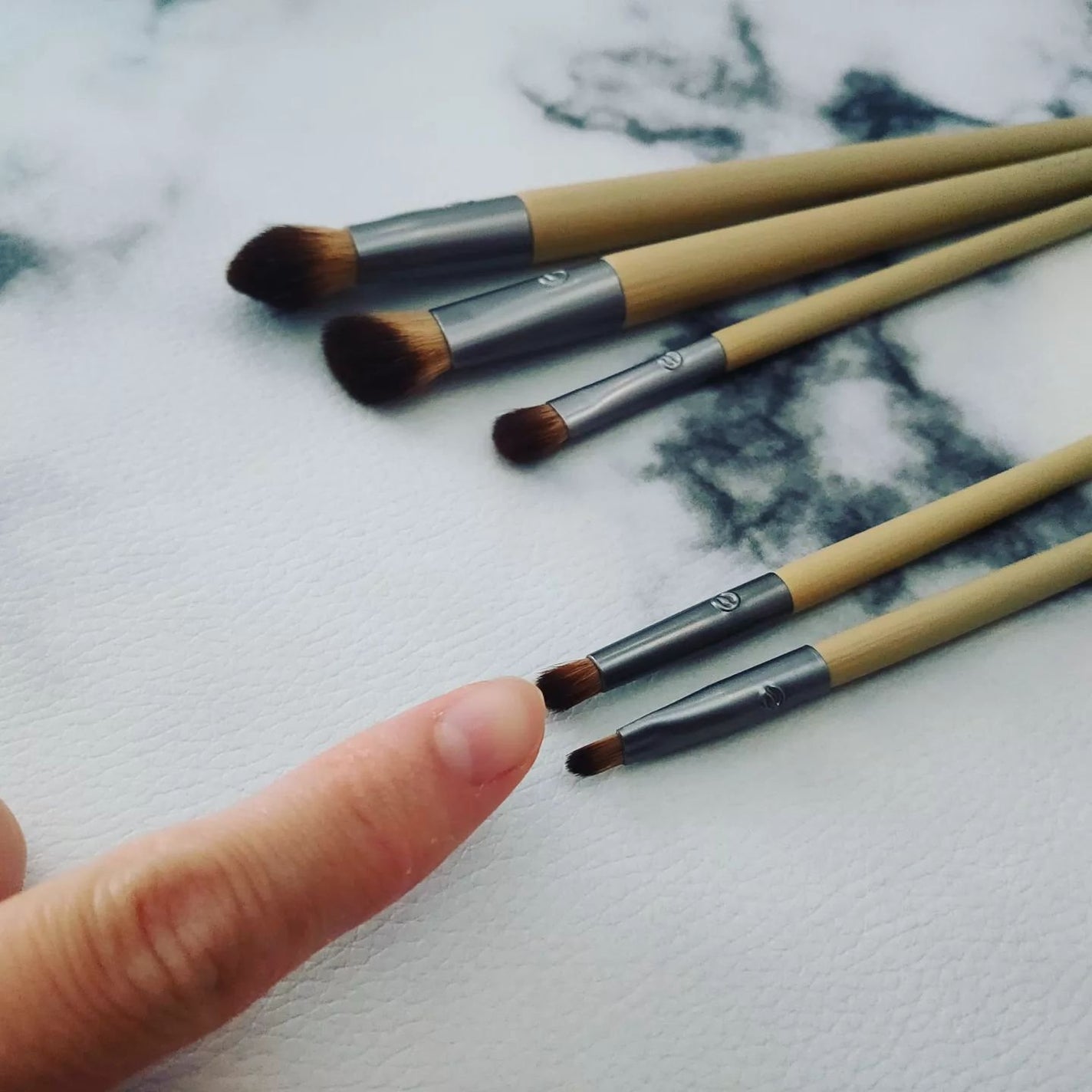 Daily Defined Eye Brush Set, 5 Piece Set & Storage Tray/EcoTools/メイクブラシを使ったクチコミ(2枚目)