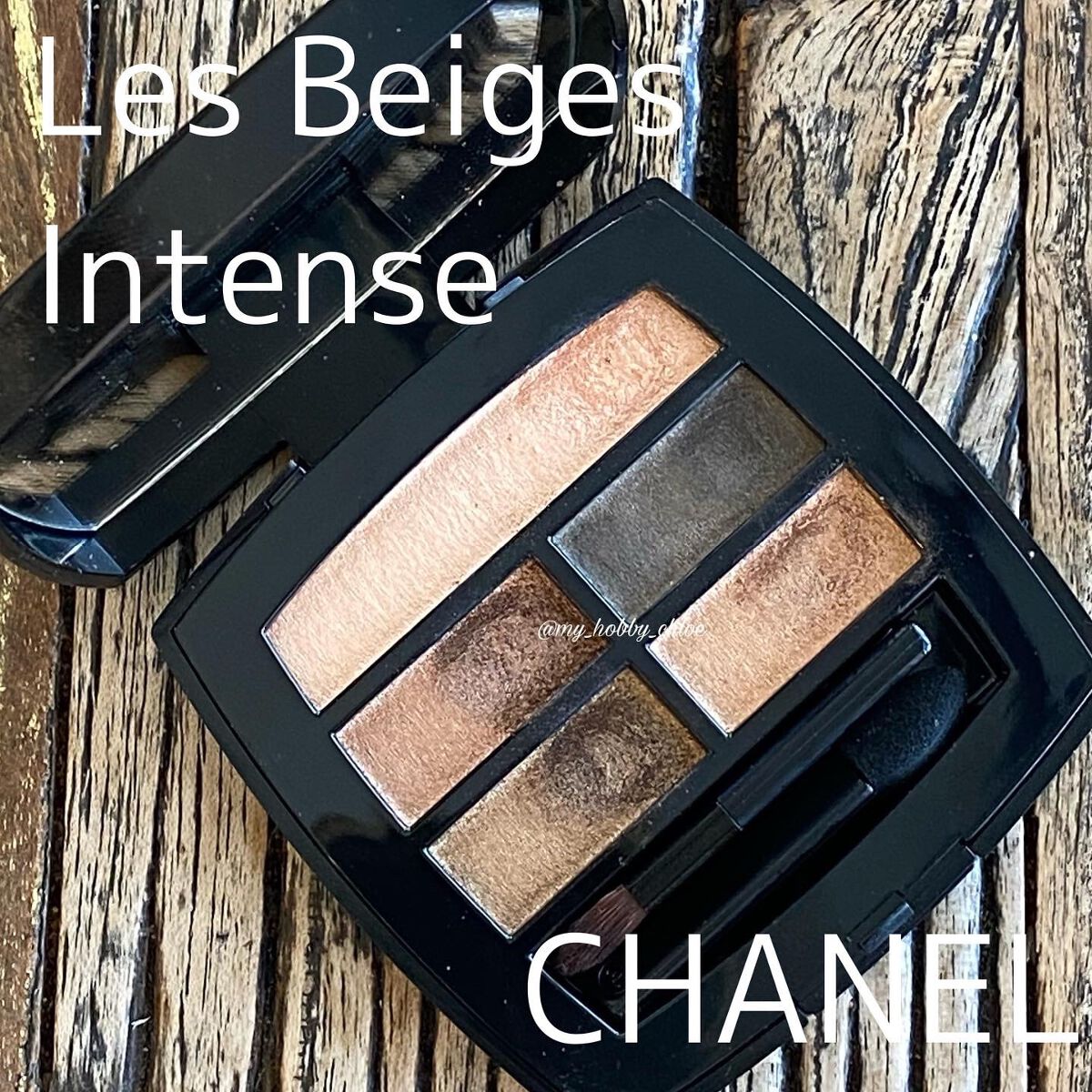 CHANEL
Les Beiges 
Intense 
・
やっぱり好きだー🕺✨
このスモーキーさは
極上だなっ😎✨
・
柔らかなテクスチャー
一塗りでツヤっ✨
やり過ぎなツヤ感ではなく
やや控えめに煌めく感じ👍🏻
レキャトルには
