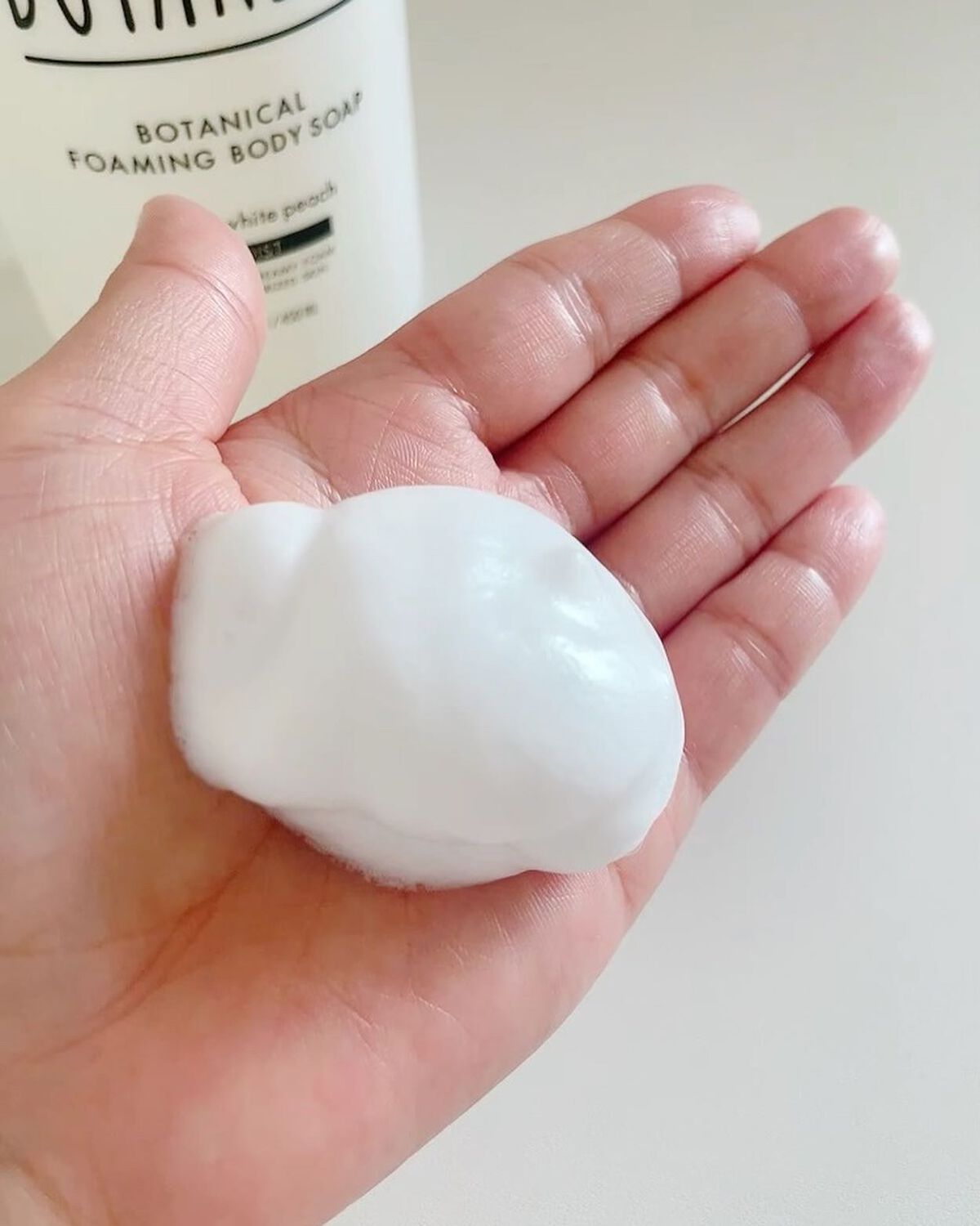 ボタニカルフォーミング ボディーソープ(モイスト)/BOTANIST/ボディソープを使ったクチコミ(3枚目)