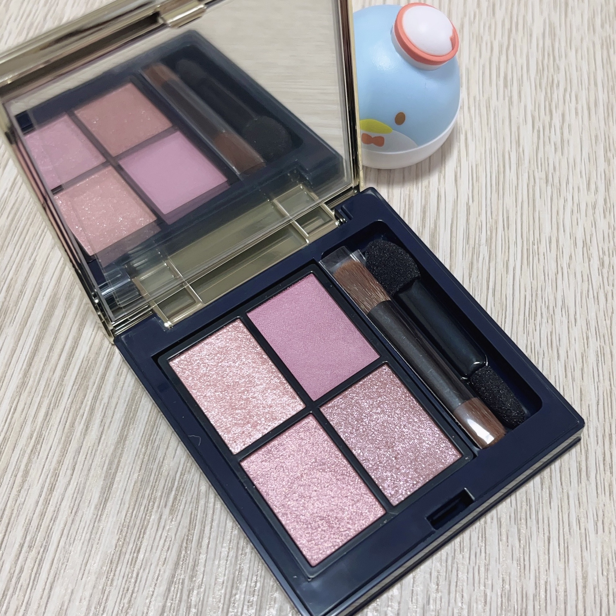 ミネラルクラッシィシャドー/エトヴォス/アイシャドウパレットを使ったクチコミ（2枚目）