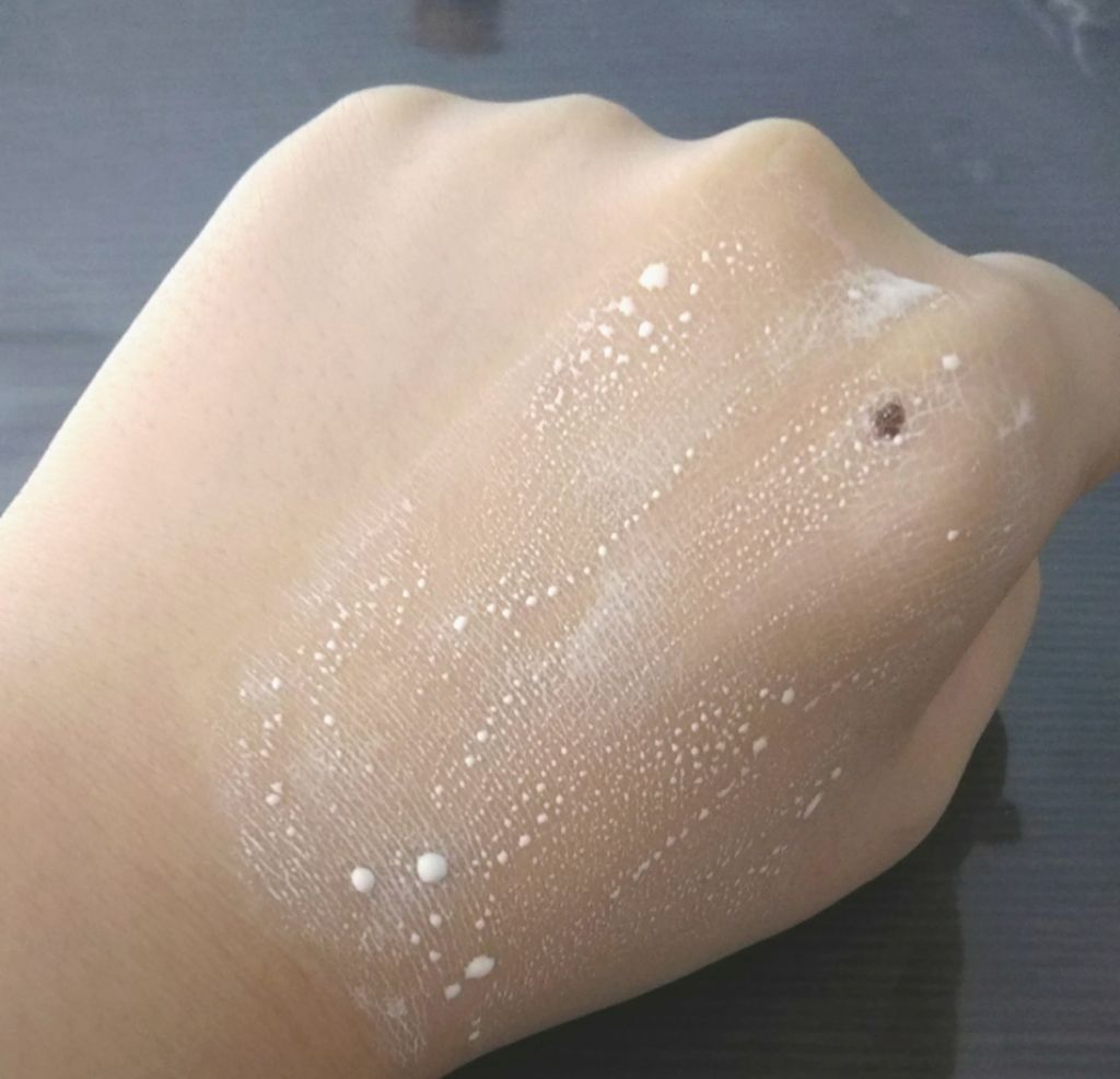 WHITE WHIPPING CREAM(ウユクリーム)/G9SKIN/化粧下地を使ったクチコミ（2枚目）