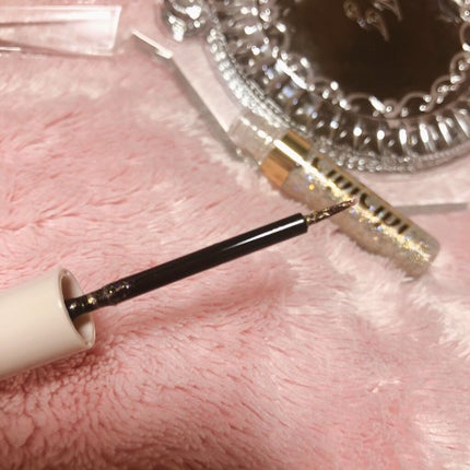 グリッターイルミネーションライナー/CipiCipi/リキッドアイライナーを使ったクチコミ(2枚目)