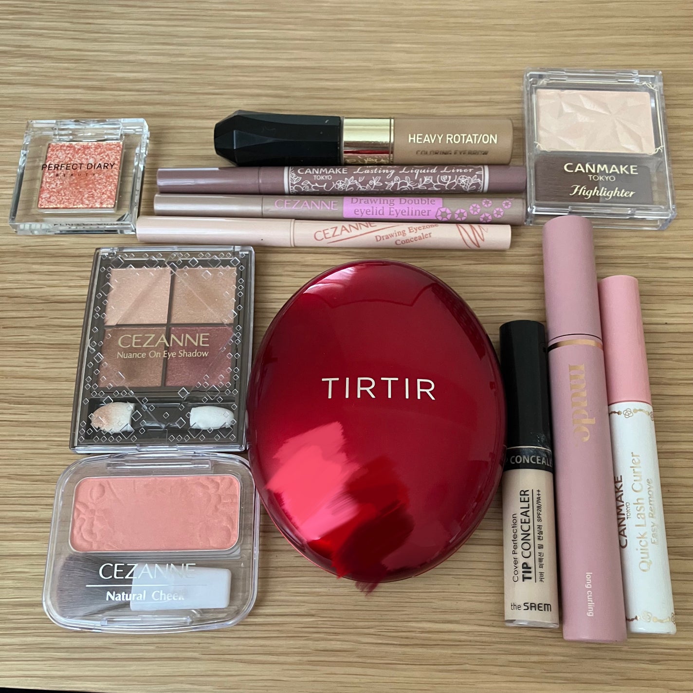 ニュアンスオンアイシャドウ/CEZANNE/アイシャドウパレットを使ったクチコミ(2枚目)