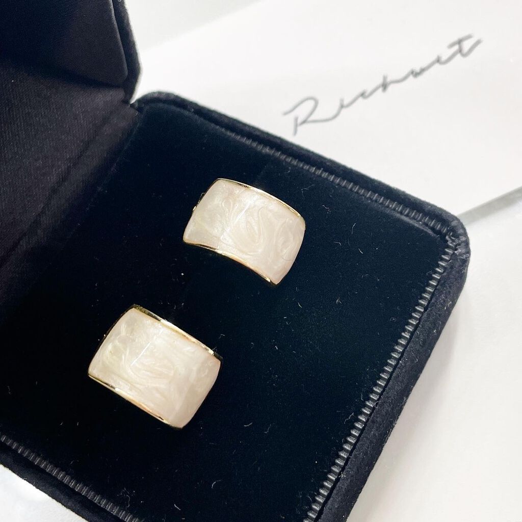 með¥éåœã³ã¹ã¡ç ç©¶å®¶ on LIPS ã11æã®ã¢ã³ããµããŒãåããããŠé ããŠããRichWitæ§(@..ãïŒ1æç®ïŒ