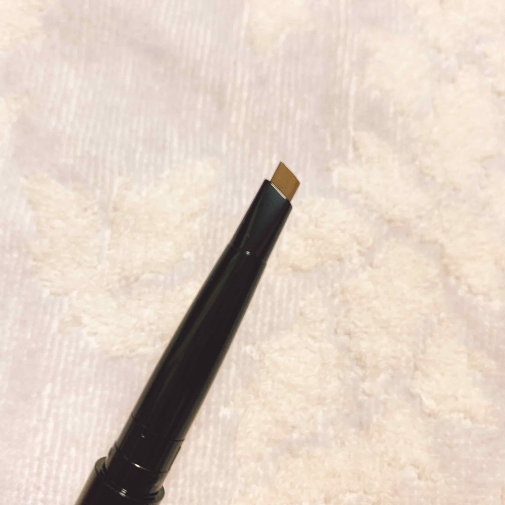 MAYBELLINE NEW YORK 【旧品】ファッションブロウ パウダーインペンシルのクチコミ「今回の紹介は眉ペンシルの紹介です！
私は初めて使用する商品だったので
とても楽しみでした❤

.....」（3枚目）