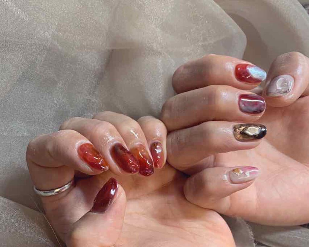 erika_kenmotsu on LIPS 「三軒茶屋にあるao.(アオ)というネイルサロンの大城さんにやっ..」(1枚目)