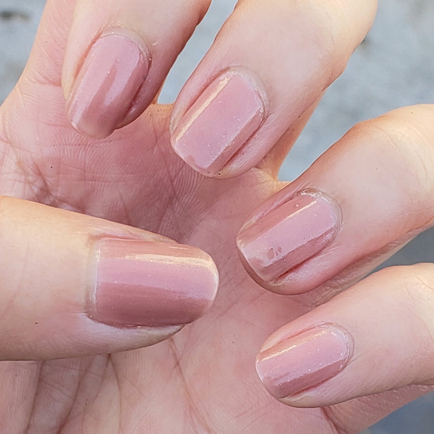 土木系おねいさん on LIPS 「今日のネイル💅職場でも悪目立ちしない、清楚な雰囲気の血色ピンク..」(4枚目)