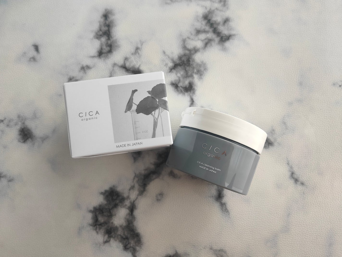 香る黒シカクレンジングバーム/CICA organic/クレンジングバームを使ったクチコミ(1枚目)