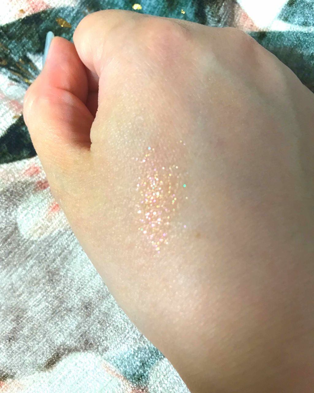 プリズム エアー シャドウ/CLIO/単色アイシャドウを使ったクチコミ（2枚目）