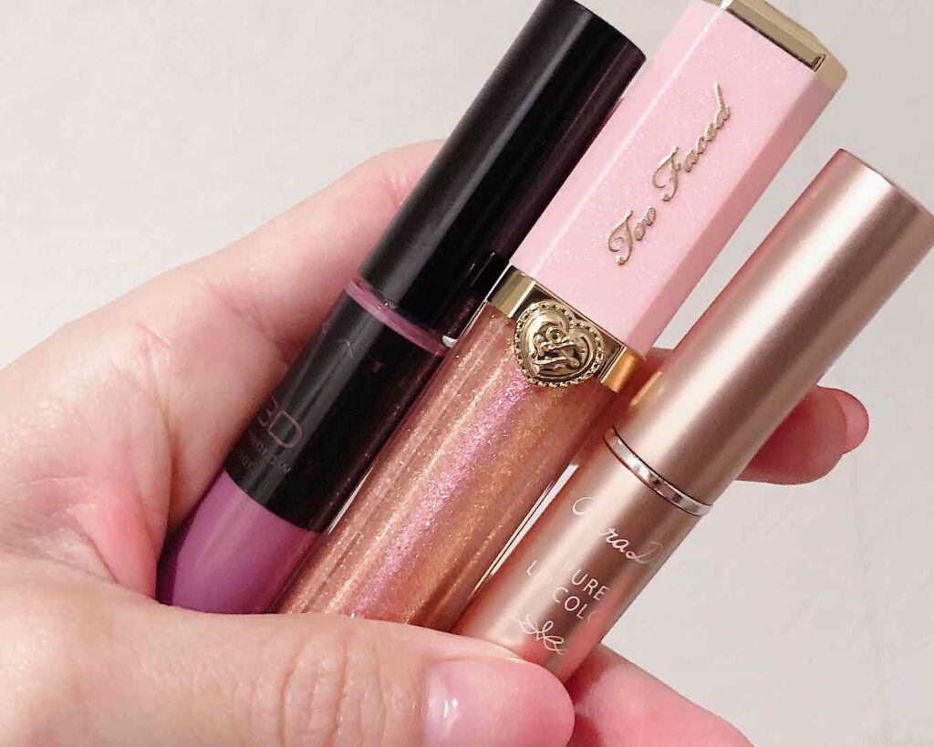 リッチ＆ダズリン ハイシャイン スパークリング リップグロス/Too Faced/リップグロスを使ったクチコミ（2枚目）