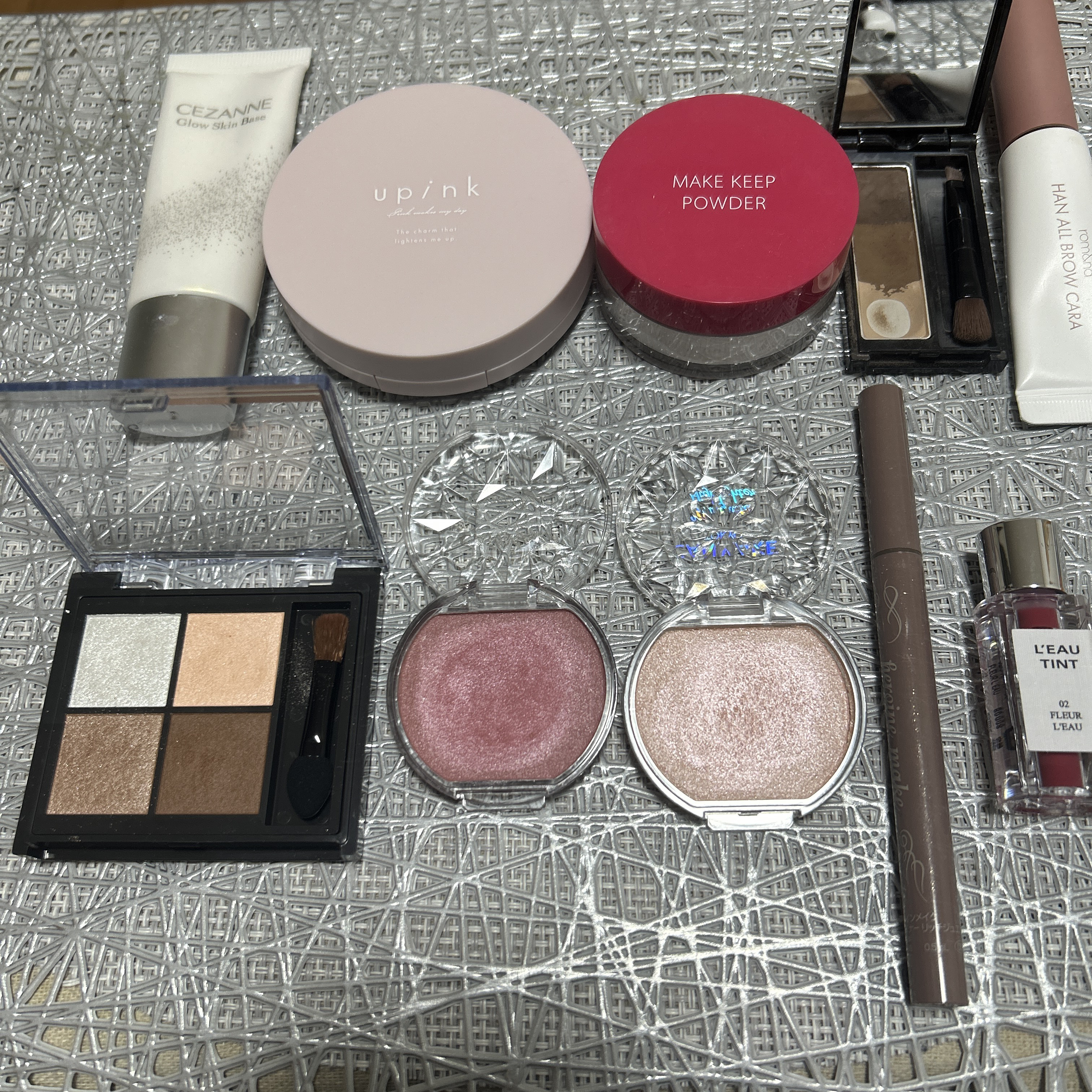 ケイト デザイニングアイブロウ3D/KATE/パウダーアイブロウを使ったクチコミ（2枚目）