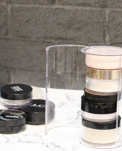 りっちゃん on LIPS 「クッションファンデ収納はこれ!/セリアで買ったこの収納ケース。..」(2枚目)