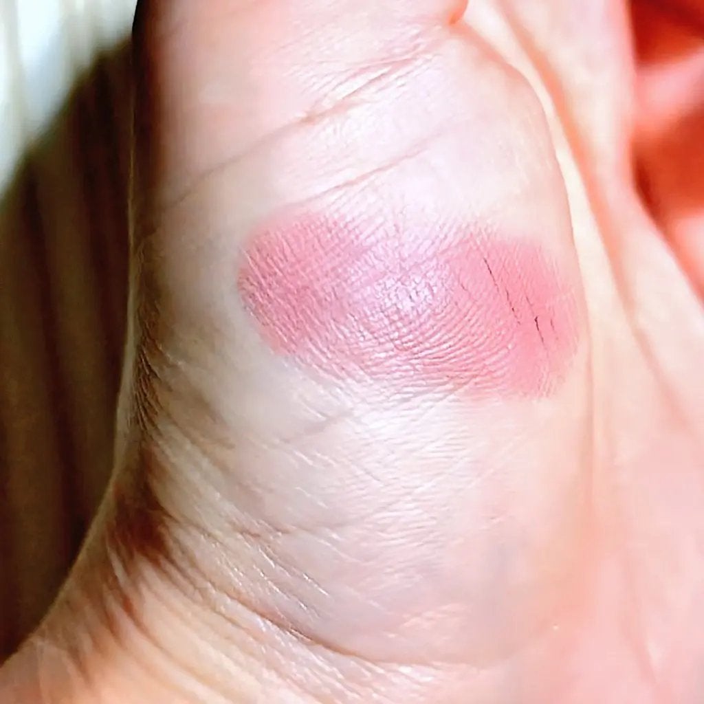 カジレイ on LIPS 「\パパーン/🟣#エトヴォスミネラルマルチパウダーレディモー..」(4枚目)