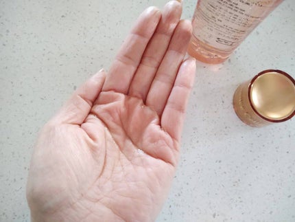 キュエリスト フェイスリフト・エマルジョン/ドゥーシェーン/フェイスクリームを使ったクチコミ(3枚目)