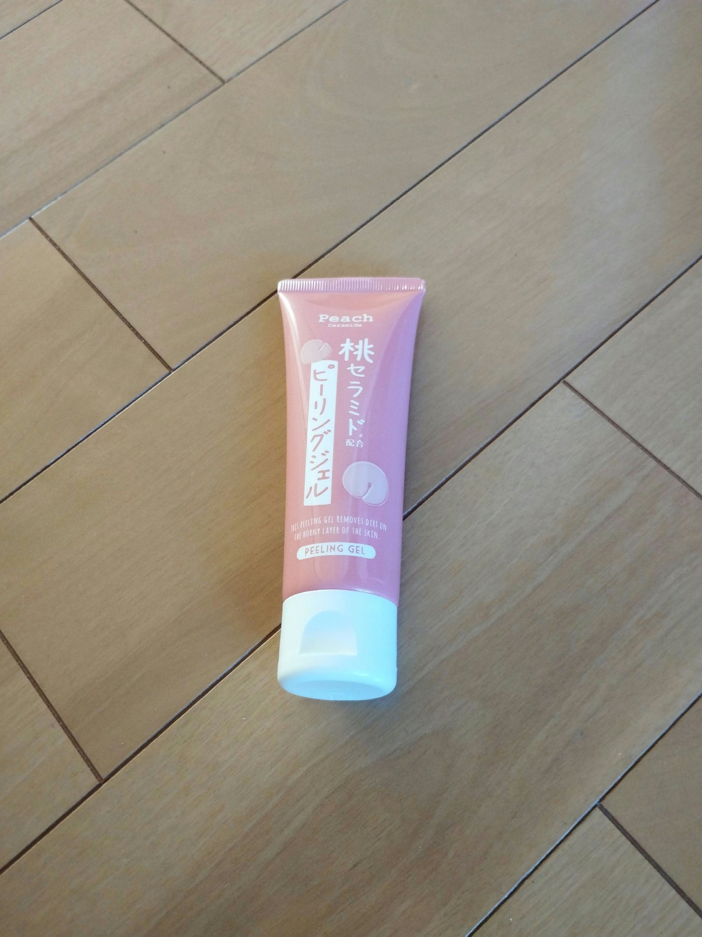 桃セラミド配合ピーリングジェル/DAISO/ピーリングを使ったクチコミ(1枚目)