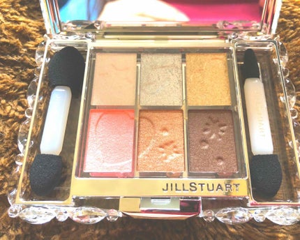 ホワイトラブストーリー コレクション (クリスマスコフレ 2018)/JILL STUART/メイクアップキットを使ったクチコミ(3枚目)