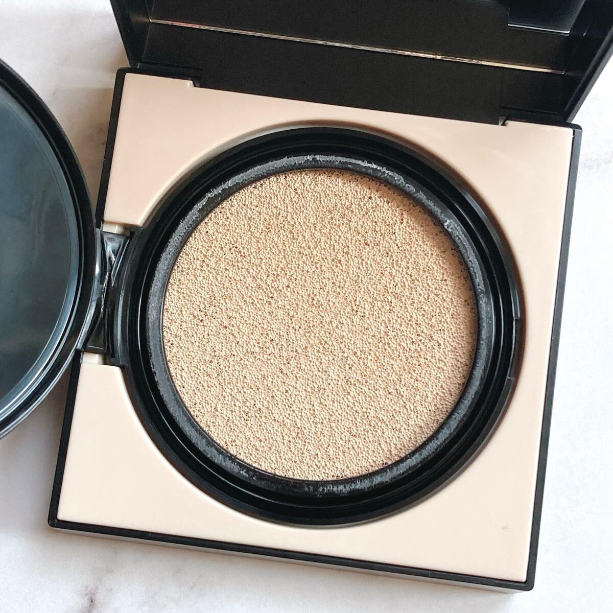 まる on LIPS 「LUNAロングラスティングコンシールフィックシングクッション..」(5枚目)