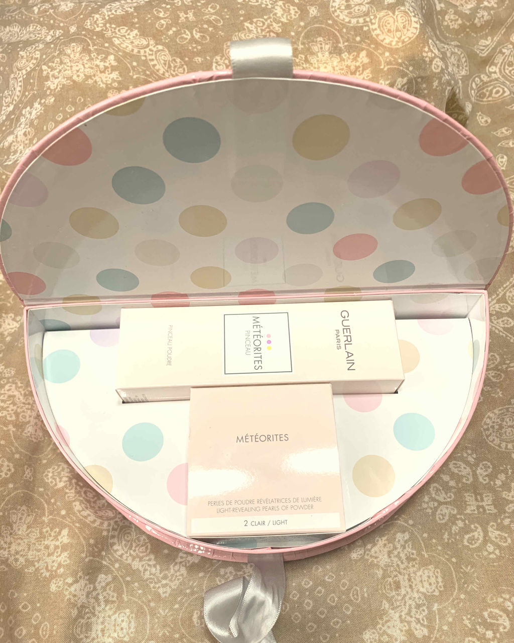 メテオリット ビーユ/GUERLAIN/フェイスパウダーを使ったクチコミ（3枚目）