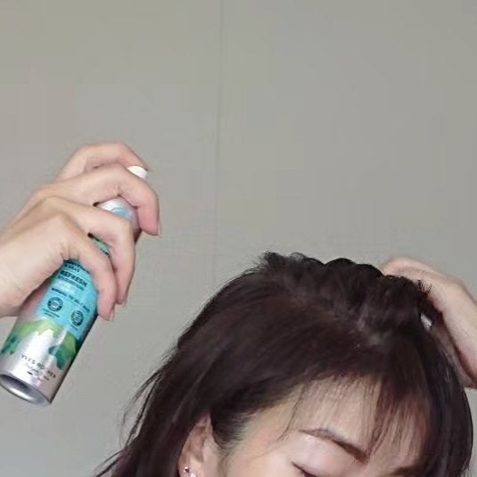 ピュアリフレッシュ ドライシャンプー/イヴ・ロシェ/ドライシャンプーを使ったクチコミ(2枚目)