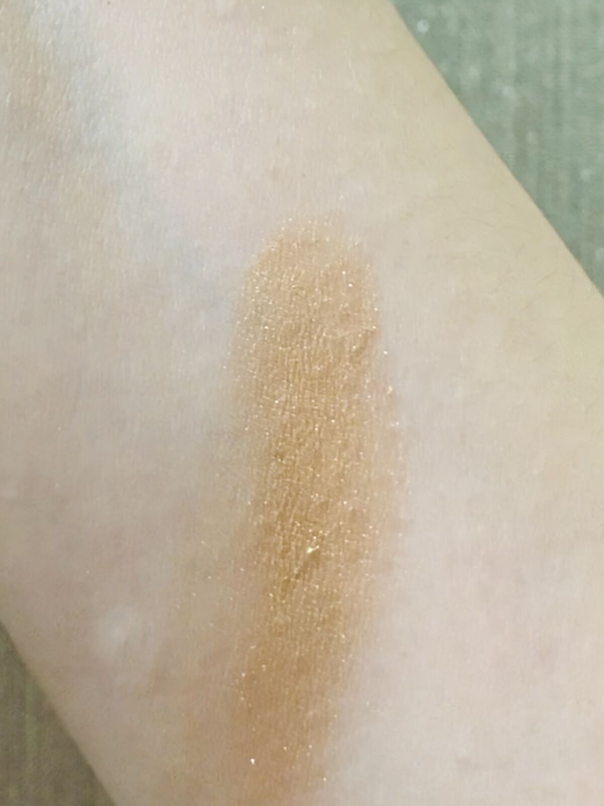 プリズム パウダーアイカラー/リンメル ロンドン/単色アイシャドウを使ったクチコミ（3枚目）