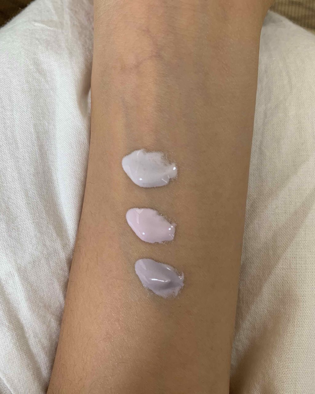 パラソーラ イルミスキン UVエッセンス Ｎ(旧品)/パラソーラ/日焼け止め・UVケアを使ったクチコミ（2枚目）